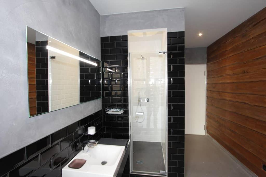 Stylisches Loft-Apartment mitten in Berlin Exterior foto